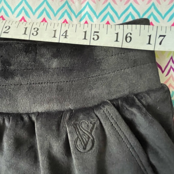 Victoria Secret On Point Black Velvet Sweatpants XL - Picture 7 of 8